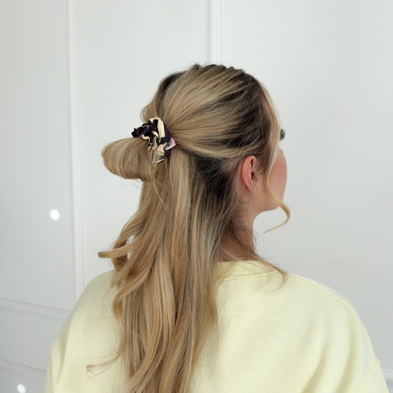 MINI SCRUNCHIE BRĄZOWA MASEŁKOWA