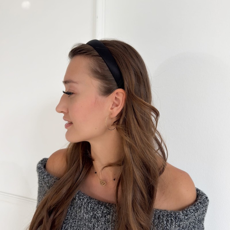 OPASKA JEDWABNA CZARNA S