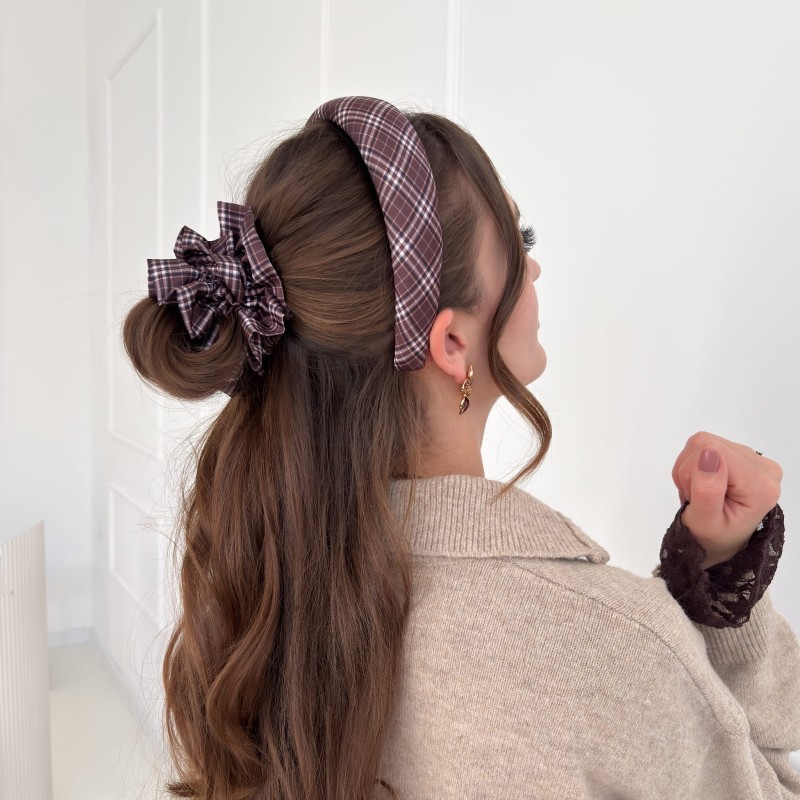 OPASKA GŁADKA BRĄZOWA KRATKA L