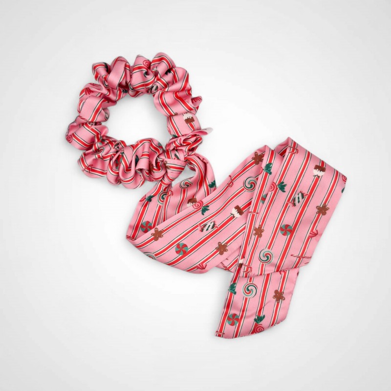 SCRUNCHIE PRZEWIĄZANA KRÓTKĄ WSTĄŻKA W CUKEIRKI
