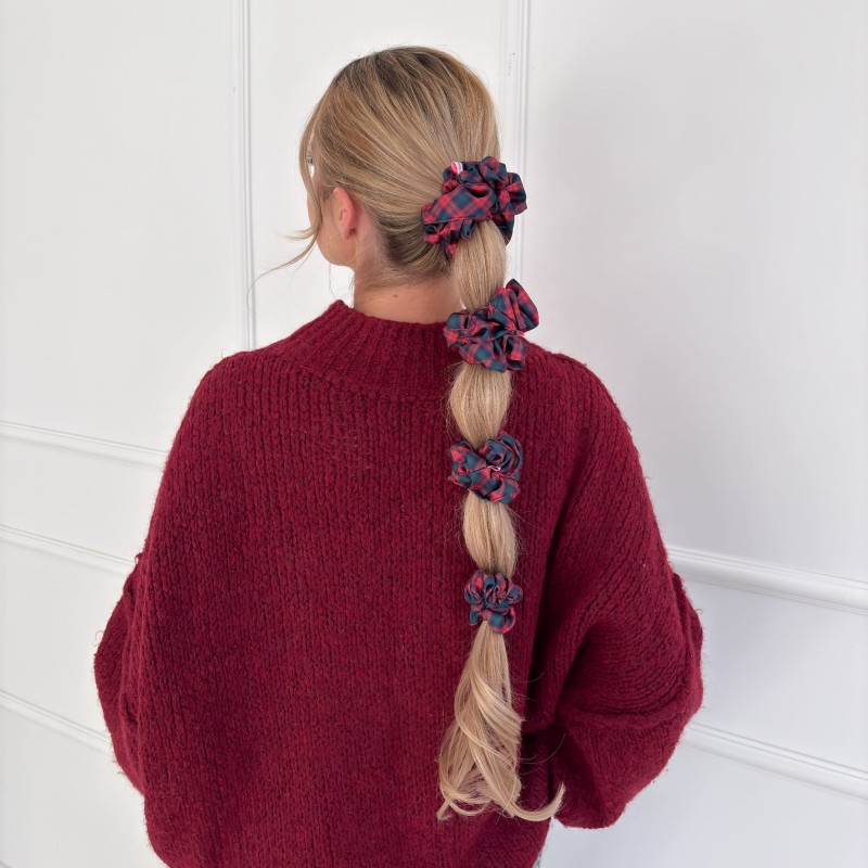 SET MIT VIER SCRUNCHIES MERRY