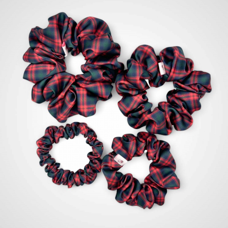 SET MIT VIER SCRUNCHIES MERRY