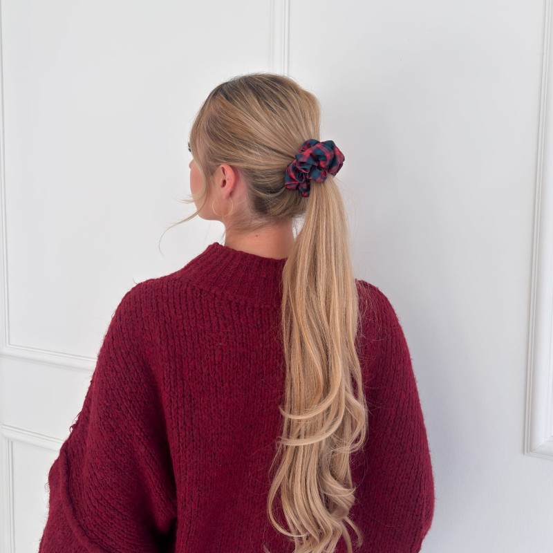MEDIUM SCRUNCHIE MERRY ŚWIĄTECZNA KRATKA