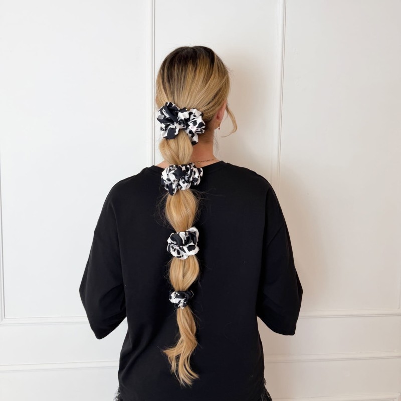 ZESTAW CZTERECH SCRUNCHIE MILKA