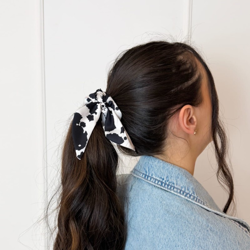 SCRUNCHIE Z USZKAMI MILKA