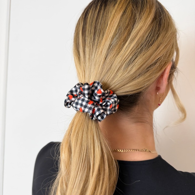 SMALL SCRUNCHIE AMOUR