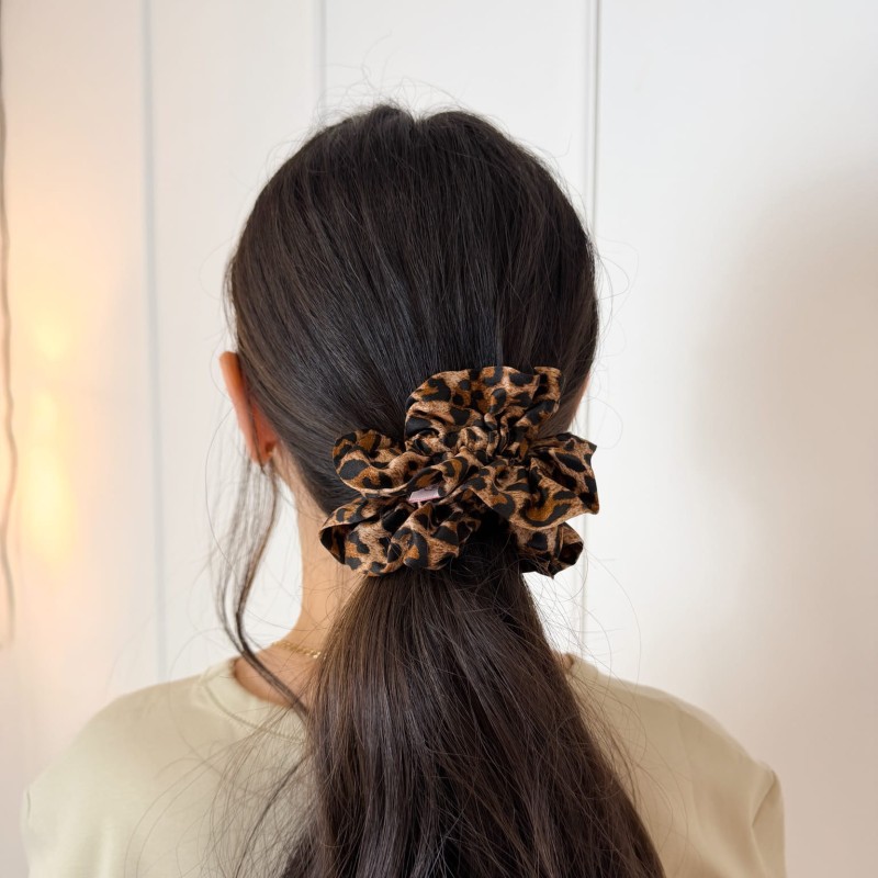 JEDWABNA SCRUNCHIE FALBANKA XXL LEOPARD