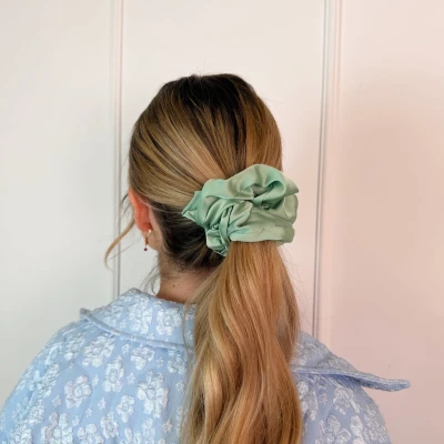 SCRUNCHIE PASTELOWA SZAŁWIA