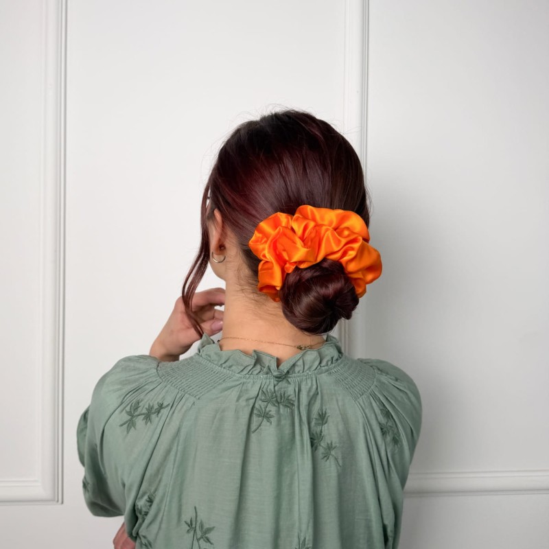 JEDWABNA SCRUNCHIE XXL MANGO