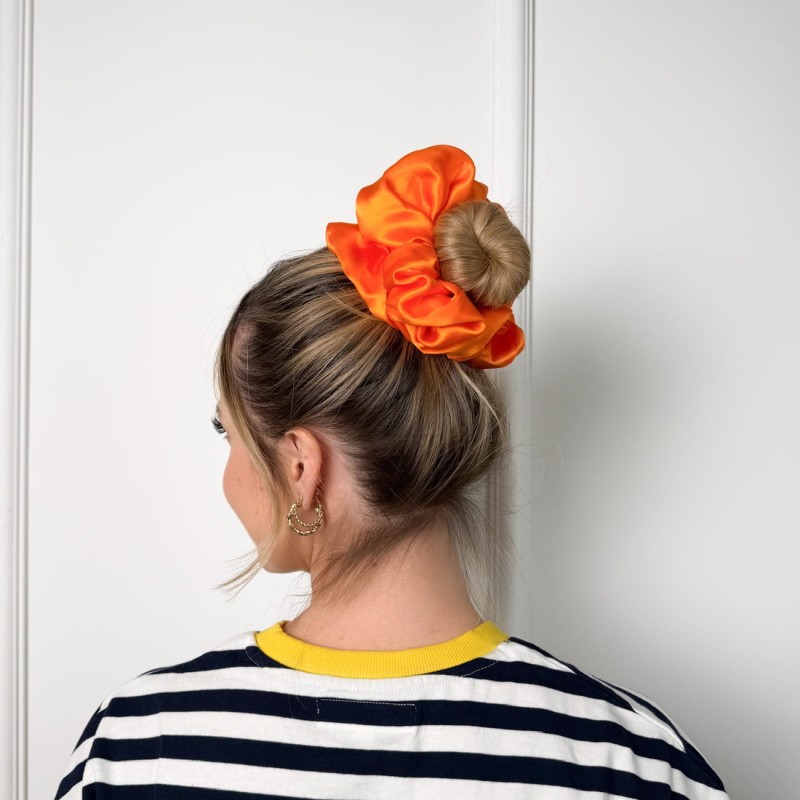JEDWABNA SCRUNCHIE XXL MANGO