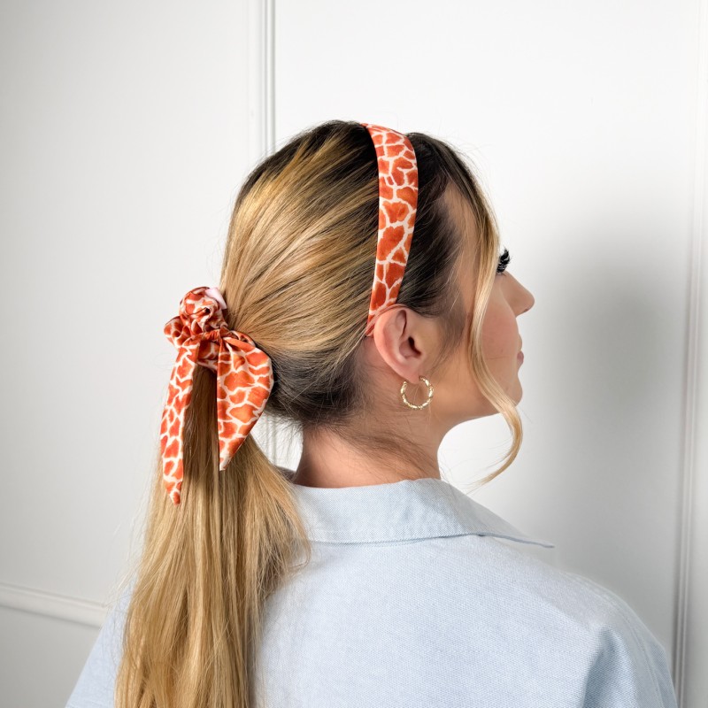 SCRUNCHIE Z USZKAMI SAFARI
