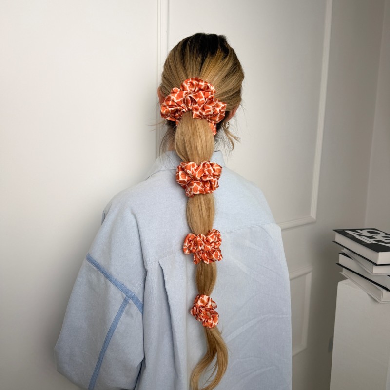 ZESTAW  CZTERECH SCRUNCHIE ŻYRAFA