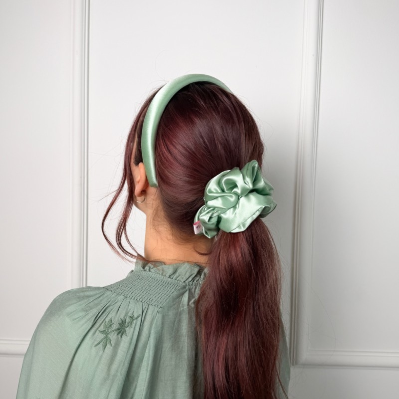 JEDWABNA SCRUNCHIE MAXI MATCHA
