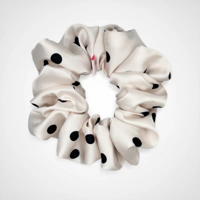 MAXI SCRUNCHIE CZARNE KROPKI
