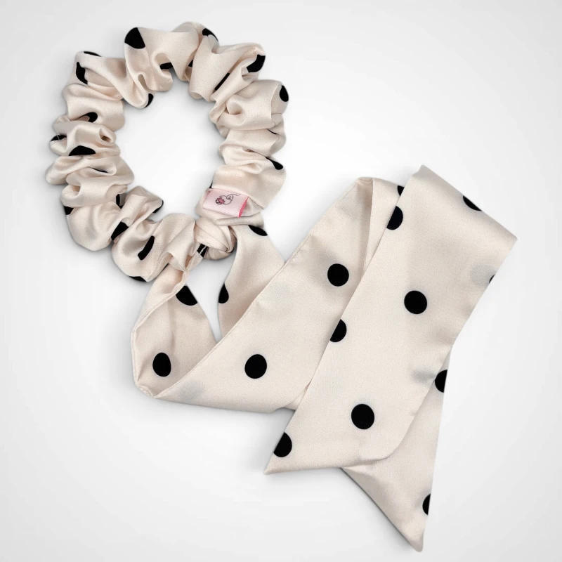 KRÓTKA WSTĄŻKA BLACK DOTS