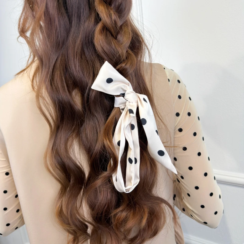 SCRUNCHIE PRZEWIĄZANA DŁUGĄ WSTĄŻKA BLACK DOTS