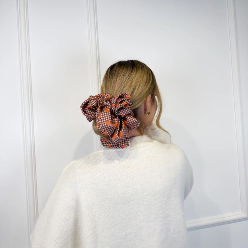 SCRUNCHIE GIGA PUMPKIN PIE