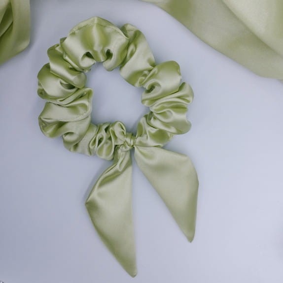 SCRUNCHIE Z USZKAMI MATCHA TEA
