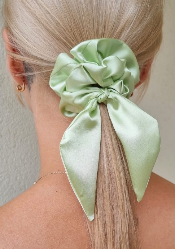 SCRUNCHIE Z USZKAMI MATCHA TEA