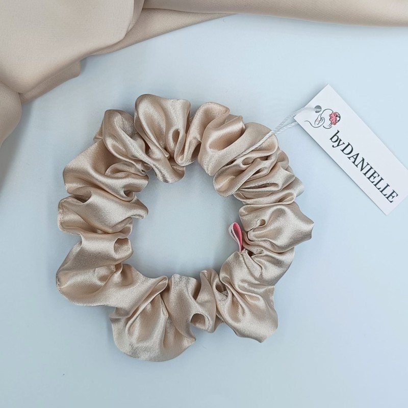 ZESTAW CZTERECH GUMEK NUDE