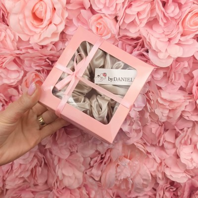 PUDEŁKO PREZENTOWE S