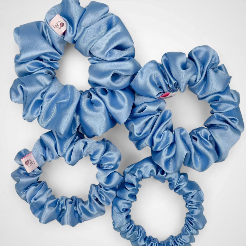 MEDIUM SCRUNCHIE BABY BLUE
