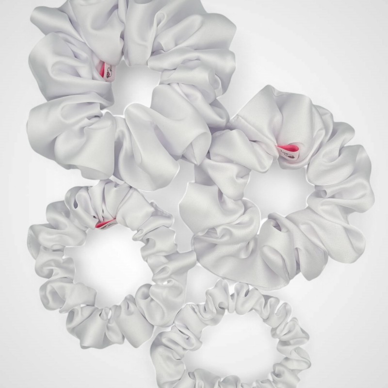MAXI SCRUNCHIE WEISS PULVER