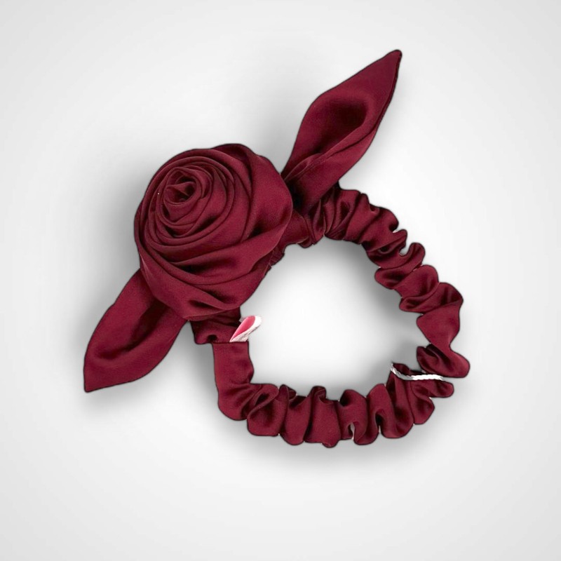 SCRUNCHIE BURGUNDY Z RÓŻYCZKĄ