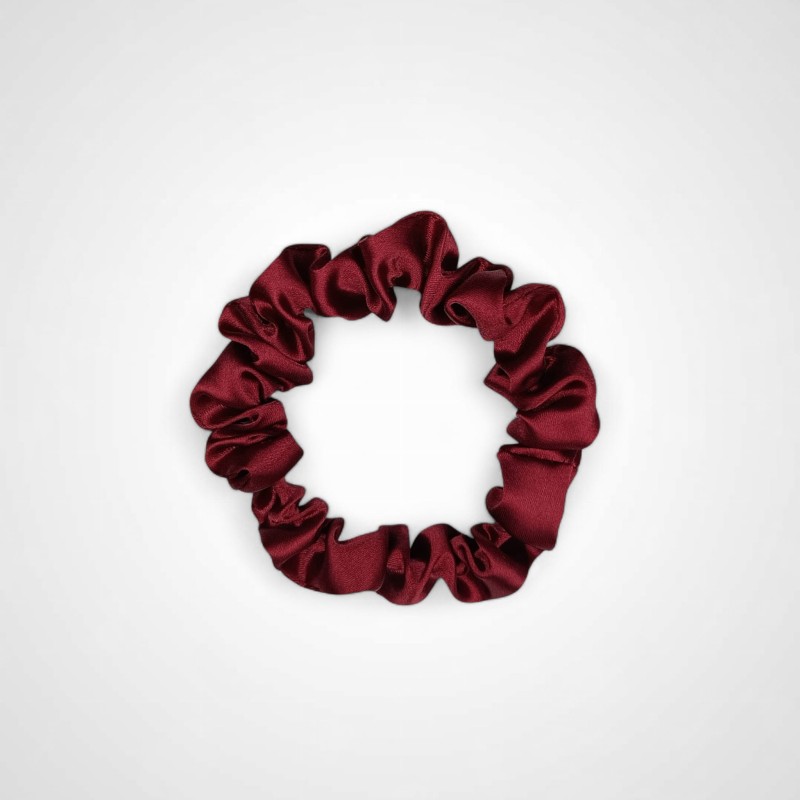 SET MIT VIER SCRUNCHIES IN ROTWEINROT
