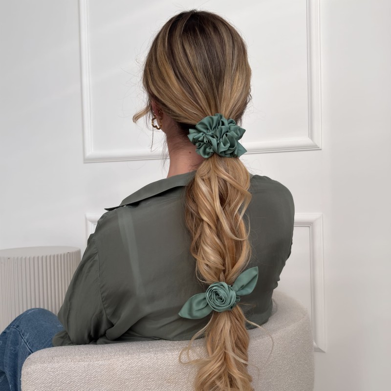 SCRUNCHIE MIT ROSE UND SALBEI