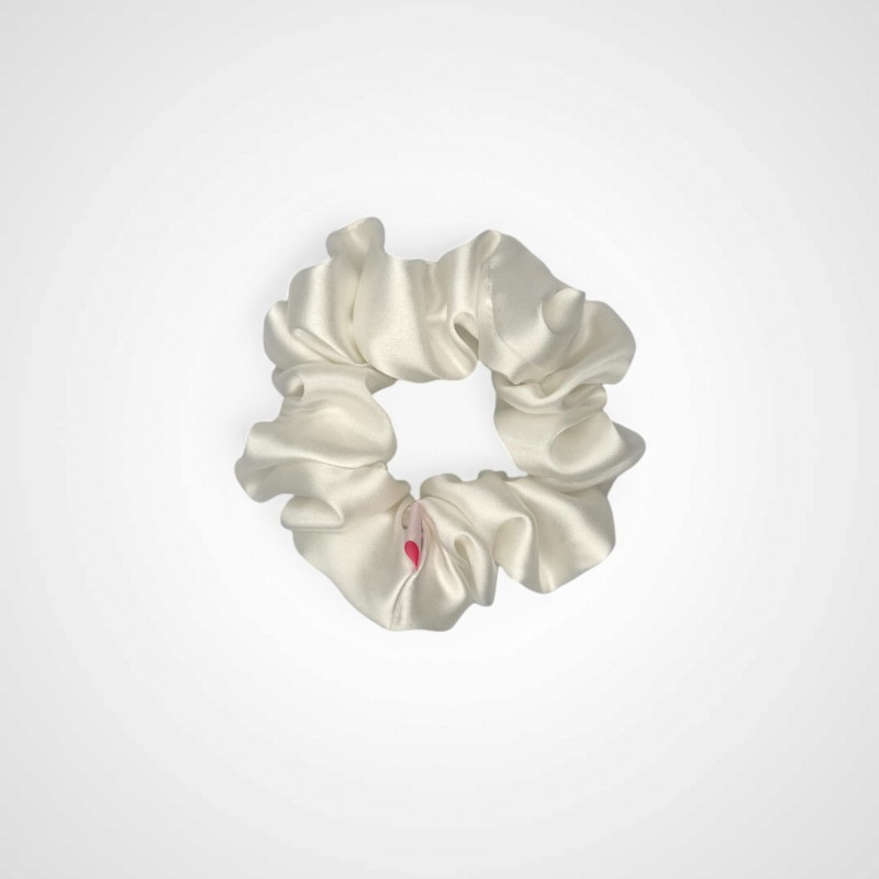 MEDIUM SCRUNCHIE VANILLA