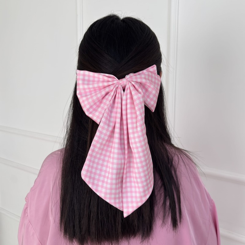 PONY-BOWTIE ON A CLIP