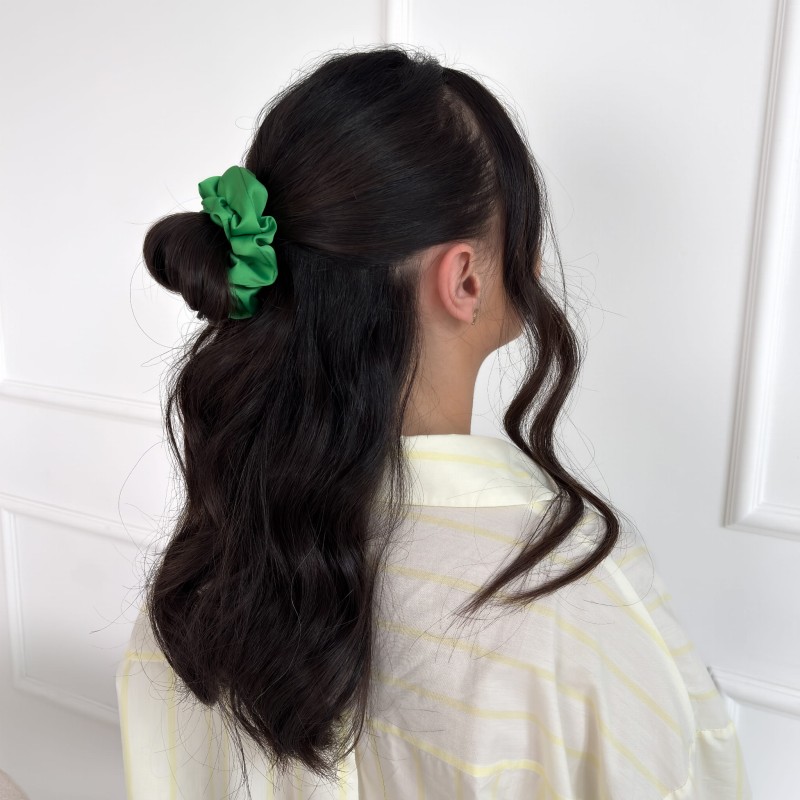 SMALL SCRUNCHIE GRASS