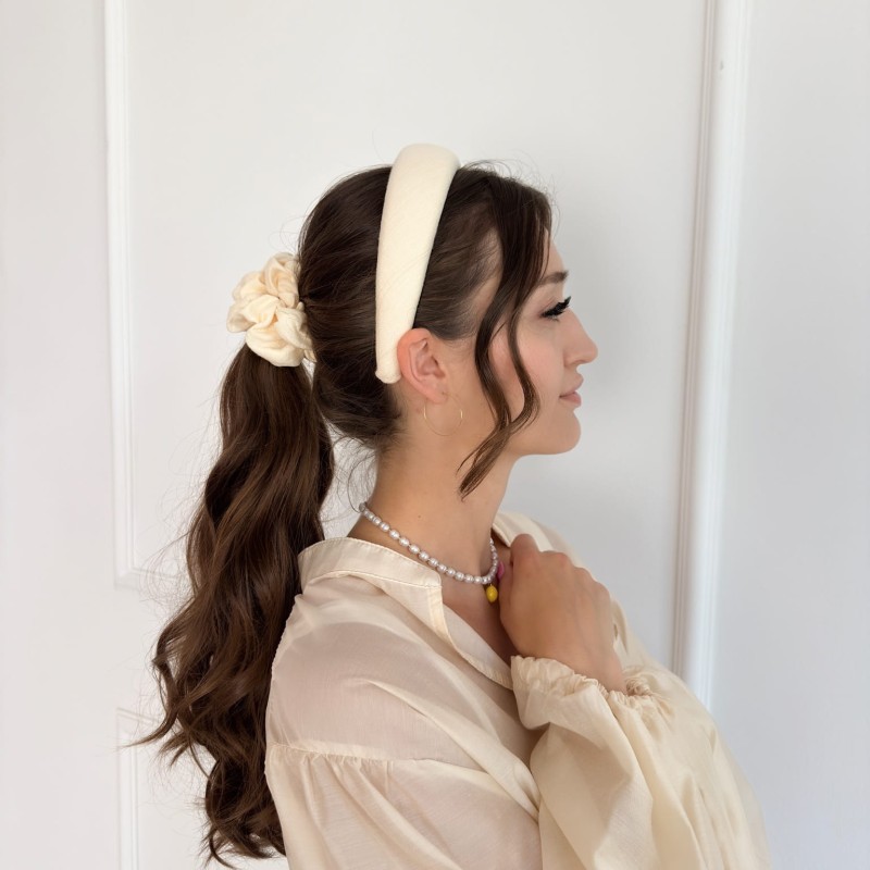 LNIANA SCRUNCHIE MEDIUM DOVE