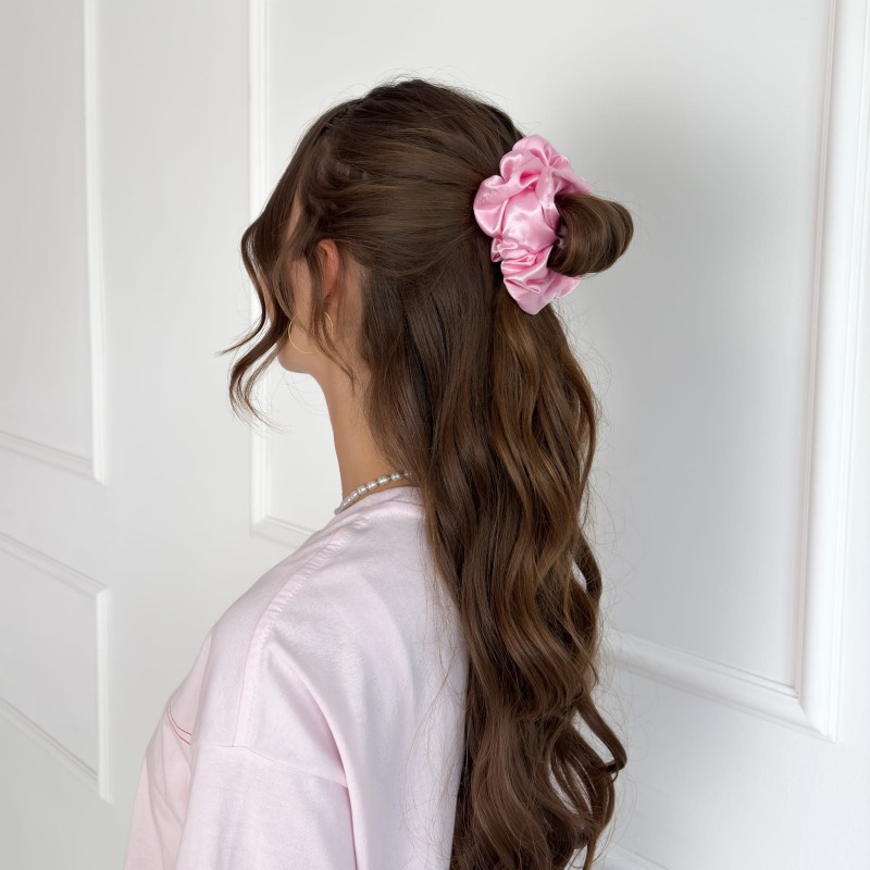 MEDIUM SCRUNCHIE BUBBLEGUM