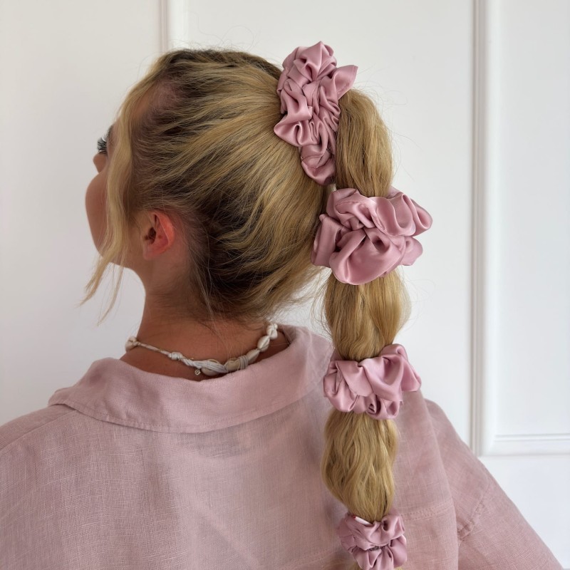 ZESTAW CZTERECH SCRUNCHIES BLUSH PINK