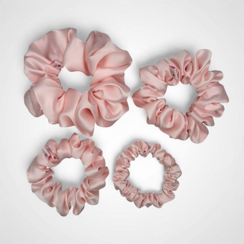 ZESTAW CZTERECH SCRUNCHIE LIGHT PINK