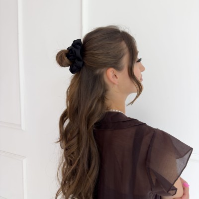 MEDIUM SCRUNCHIE BLACK INK