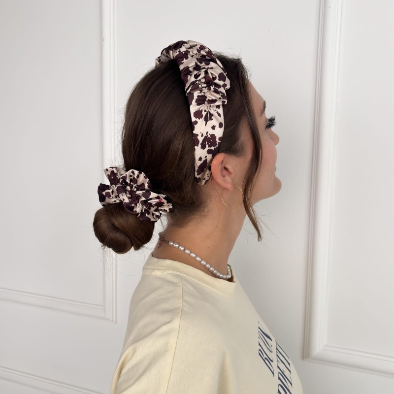 OPASKA MARSZCZONA KRÓWKA