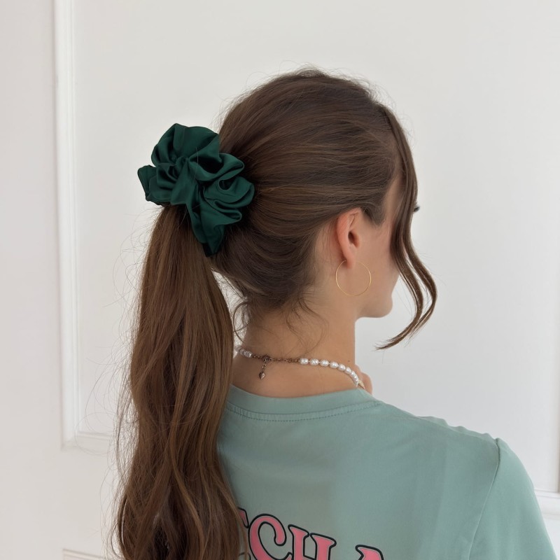 MAXI SCRUNCHIE FOREST GREEN