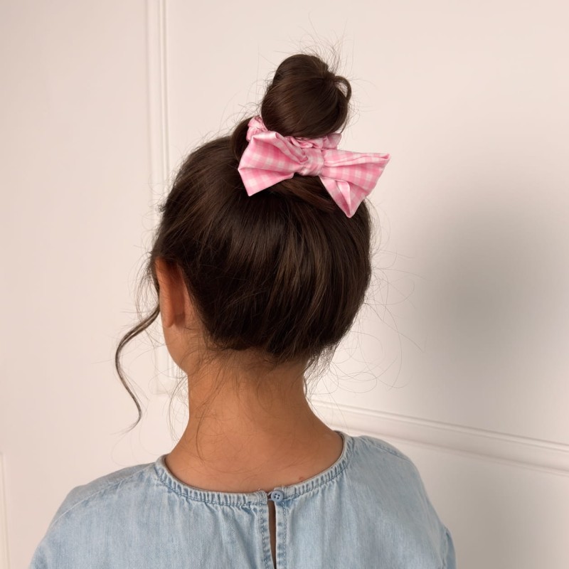 SCRUNCHIE MIT MINI-PONY-SCHLEIFE