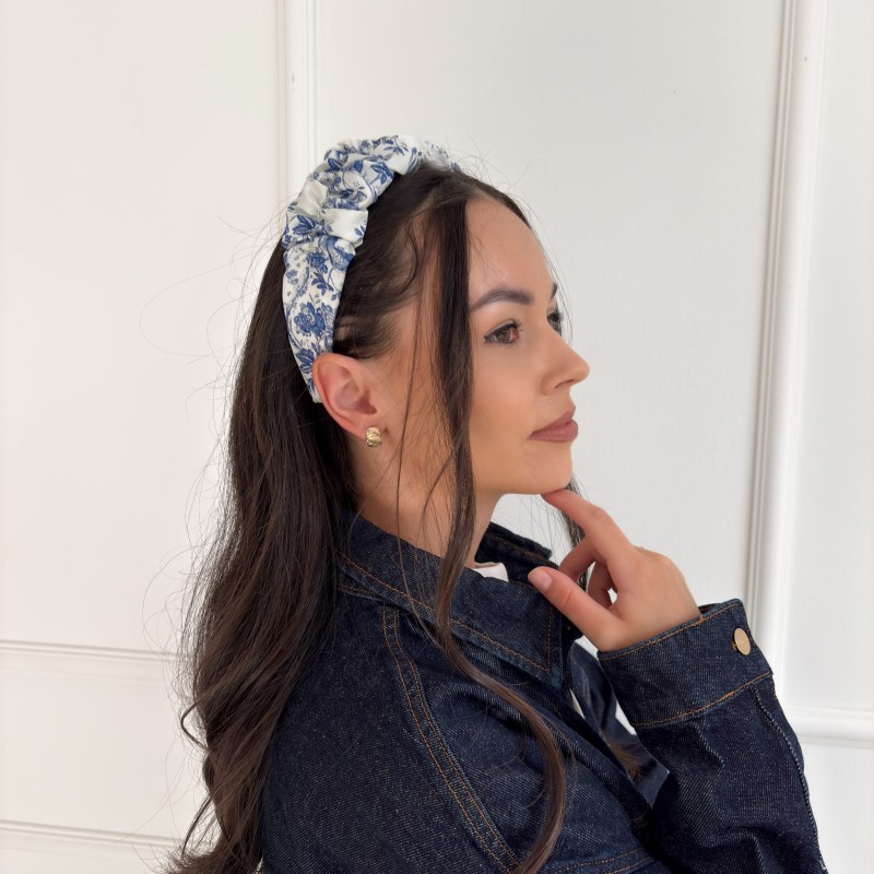 MARSZCZONA OPASKA CHARLOTTE